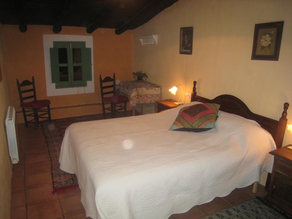 Posada Del Castano Castano de Robledo Δωμάτιο φωτογραφία